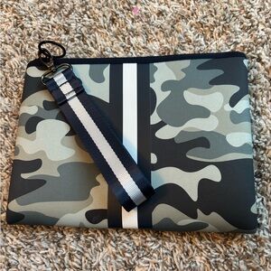 Nwot large Haute Shore Camo Neoprene Oversized Wristlet